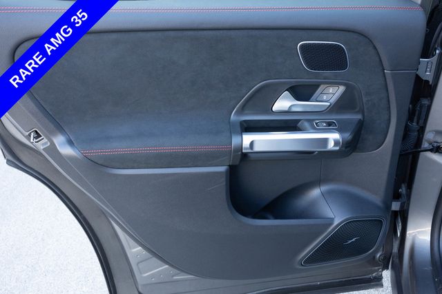 2025 Mercedes-Benz GLB GLB35 AMG - Photo 17