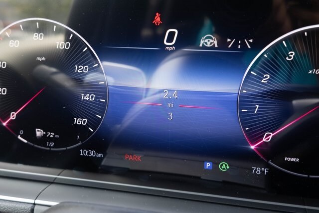 2025 Mercedes Benz GLE 450 4MATIC photo 3