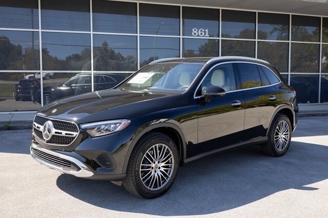 2026 Mercedes Benz GLC 300 4MATIC photo 4