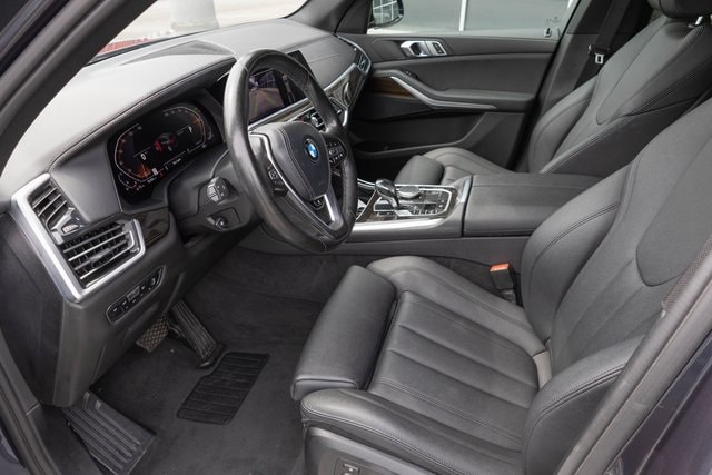 Used 2021 BMW X5 40i with VIN 5UXCR6C05M9F11899 for sale in Kingsport, TN