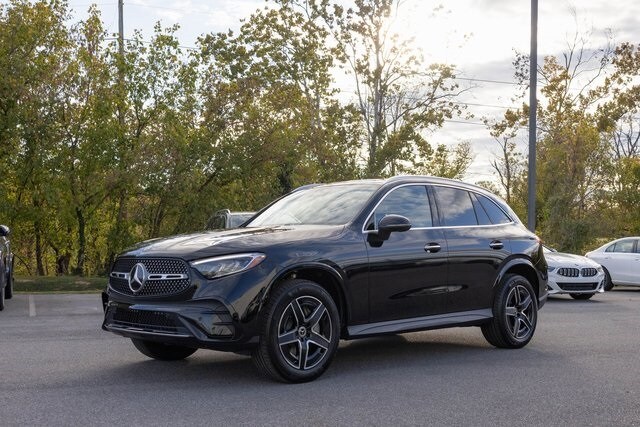 2026 Mercedes Benz GLC 300 4MATIC photo 4