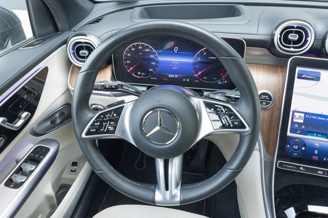 2023 Mercedes-Benz GLC GLC 300 - Photo 24
