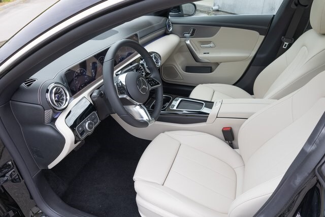 2025 Mercedes Benz CLA 250 photo 3