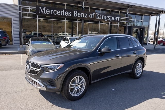 2025 Mercedes-Benz GLC Base's photo