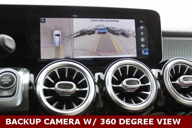 2020 Mercedes Benz GLB 250 photo 4