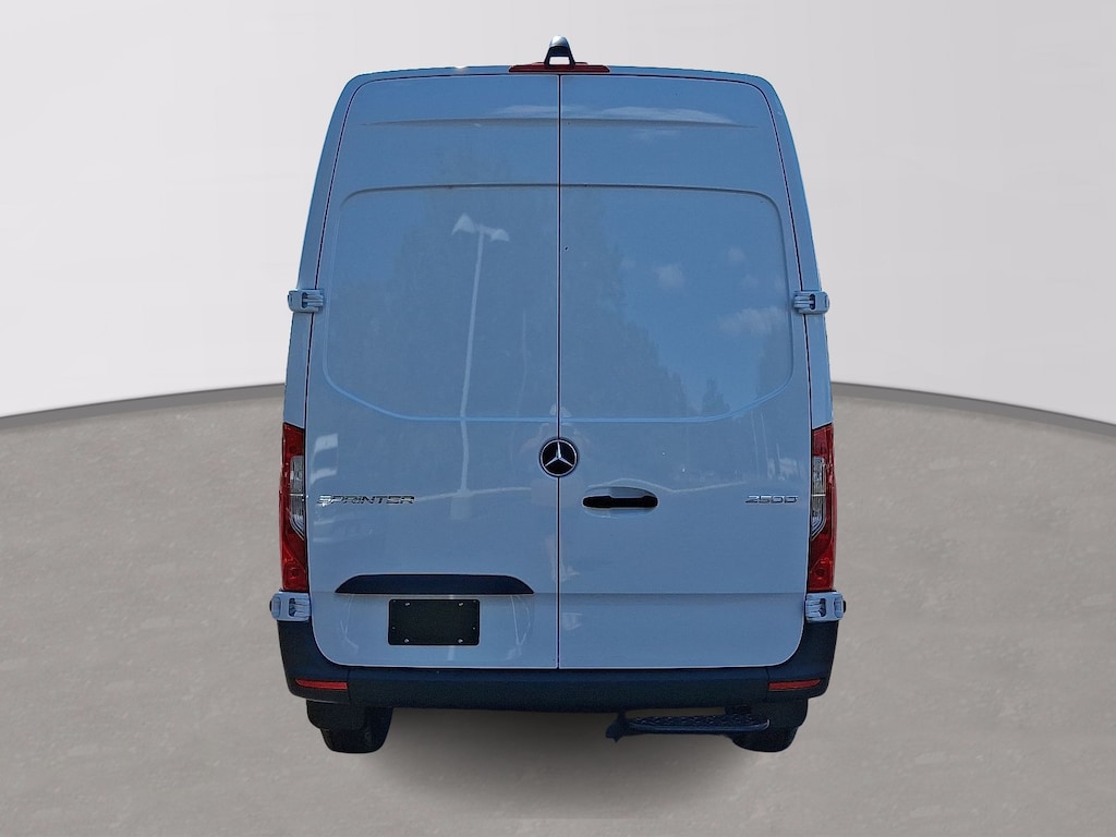 New 2025 Mercedes-Benz Sprinter 2500 Standard Roof 4-Cyl Diesel Van Cargo Van