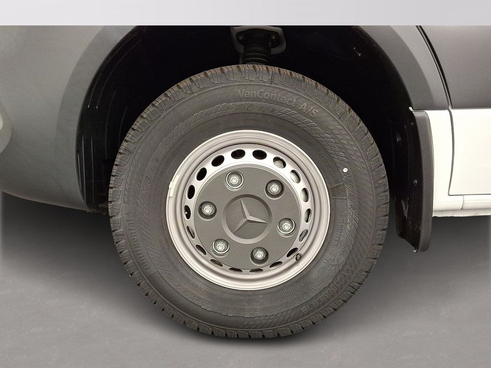 2024 Mercedes-Benz Sprinter Cab Chassis Base - Photo 7