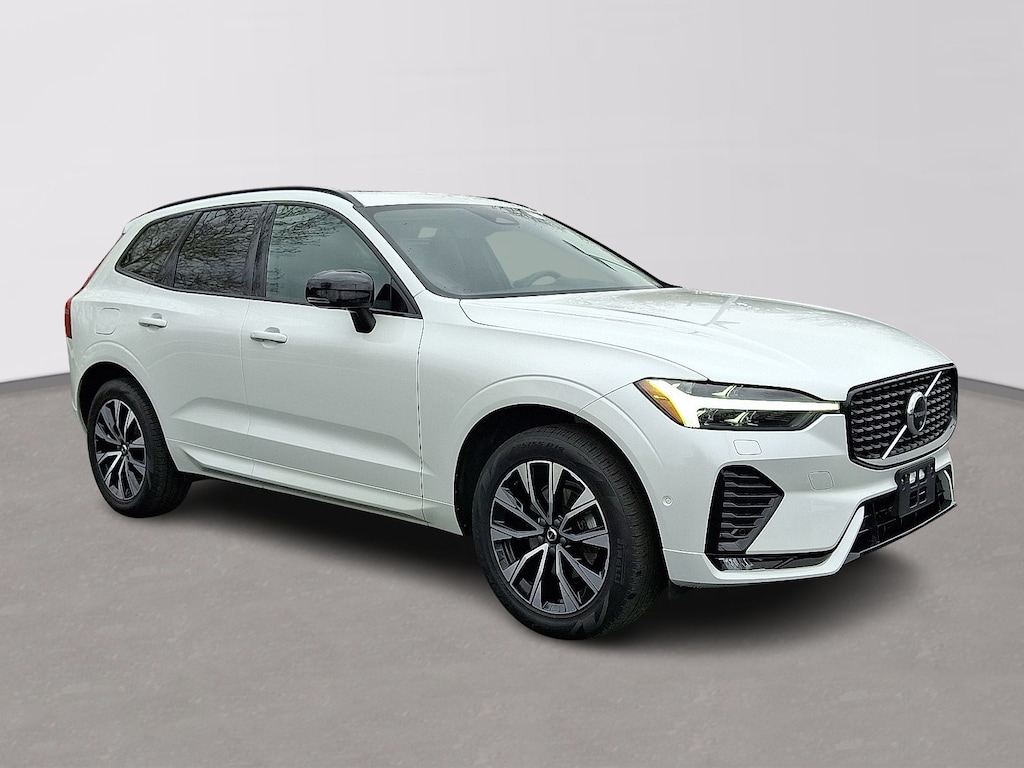 Used 2023 Volvo XC60 B5 AWD Plus Dark SUV