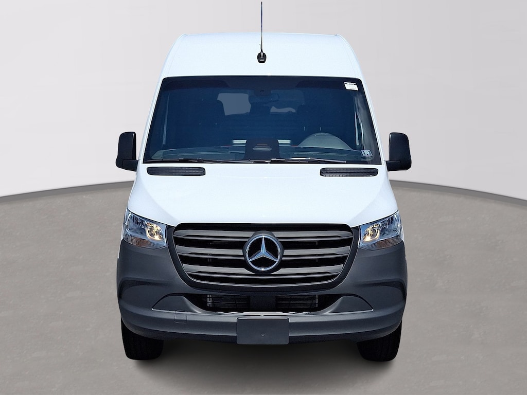 New 2025 Mercedes-Benz Sprinter 2500 Standard Roof 4-Cyl Diesel Van Cargo Van