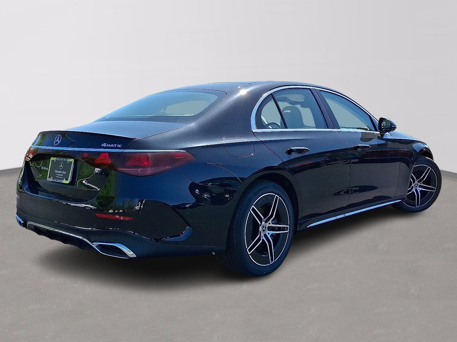 2025 Mercedes Benz E 450 4MATIC Sedan photo 4