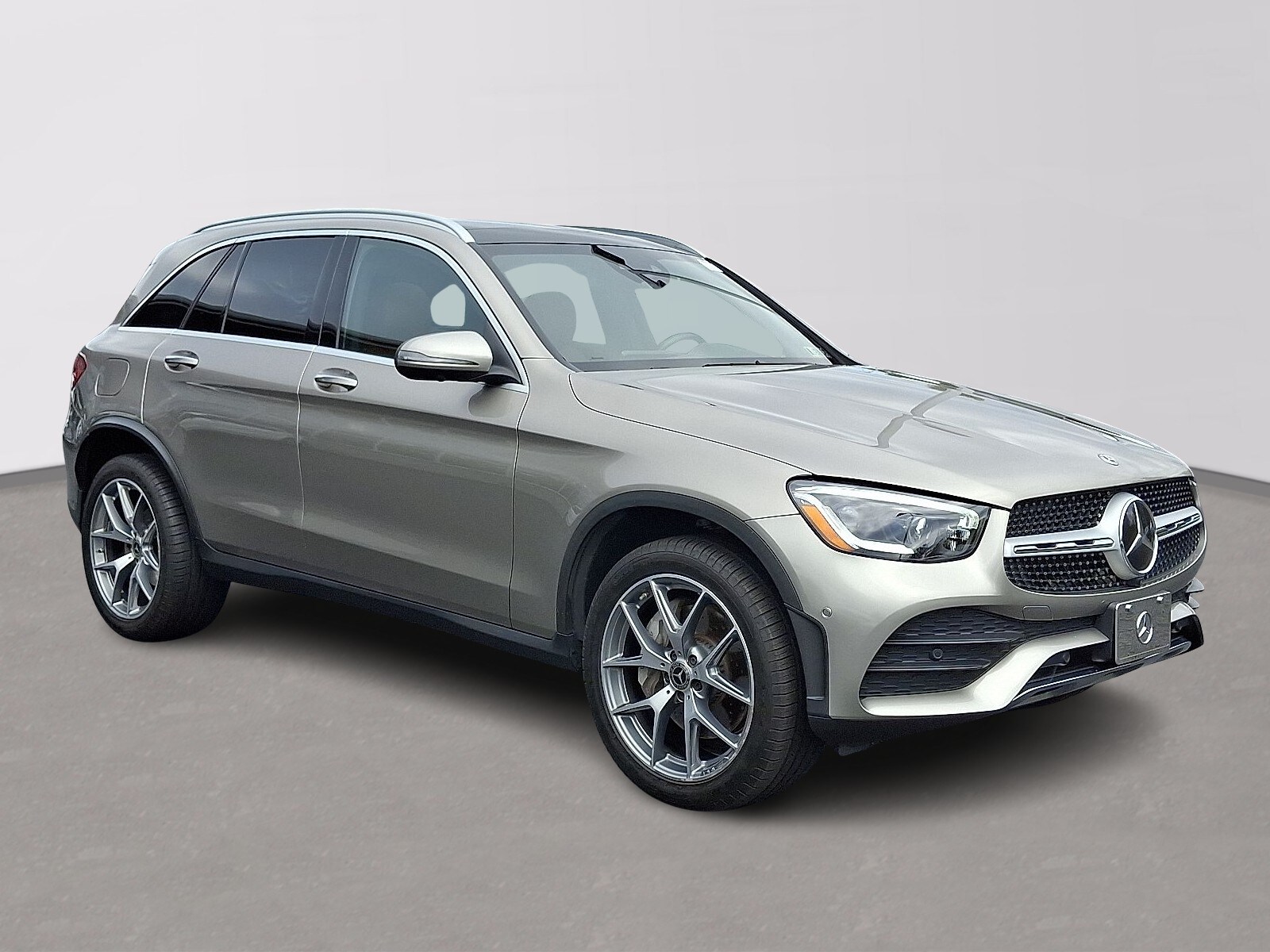 2020 Mercedes Benz GLC 300 4MATIC photo 3