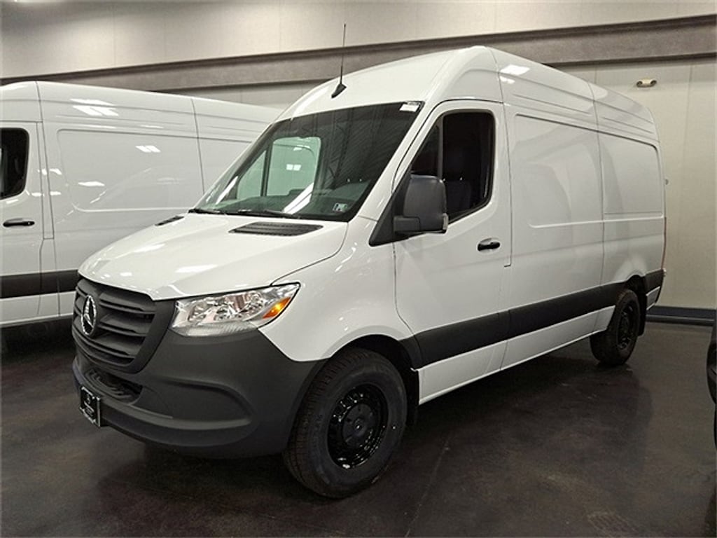 New 2024 Mercedes-Benz Sprinter 2500 Standard Roof 4-Cyl Diesel Van