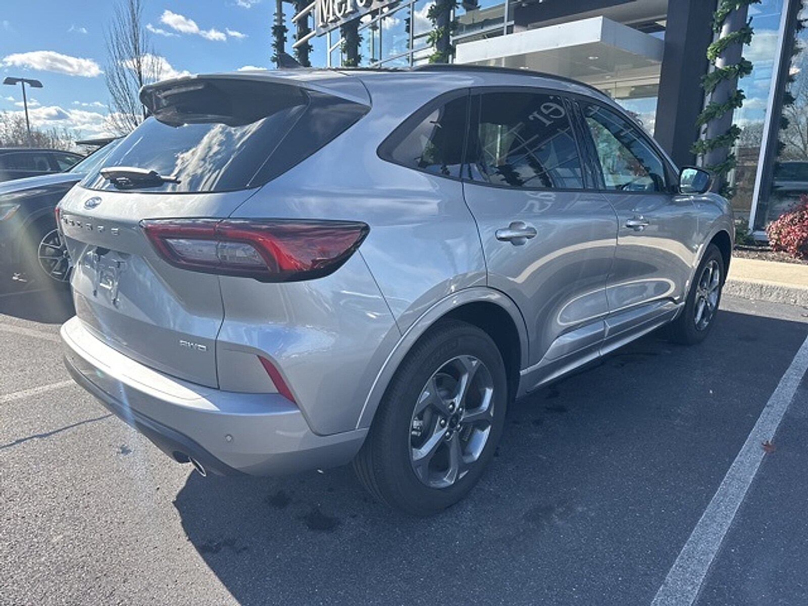 2024 Ford Escape ST-Line photo 3