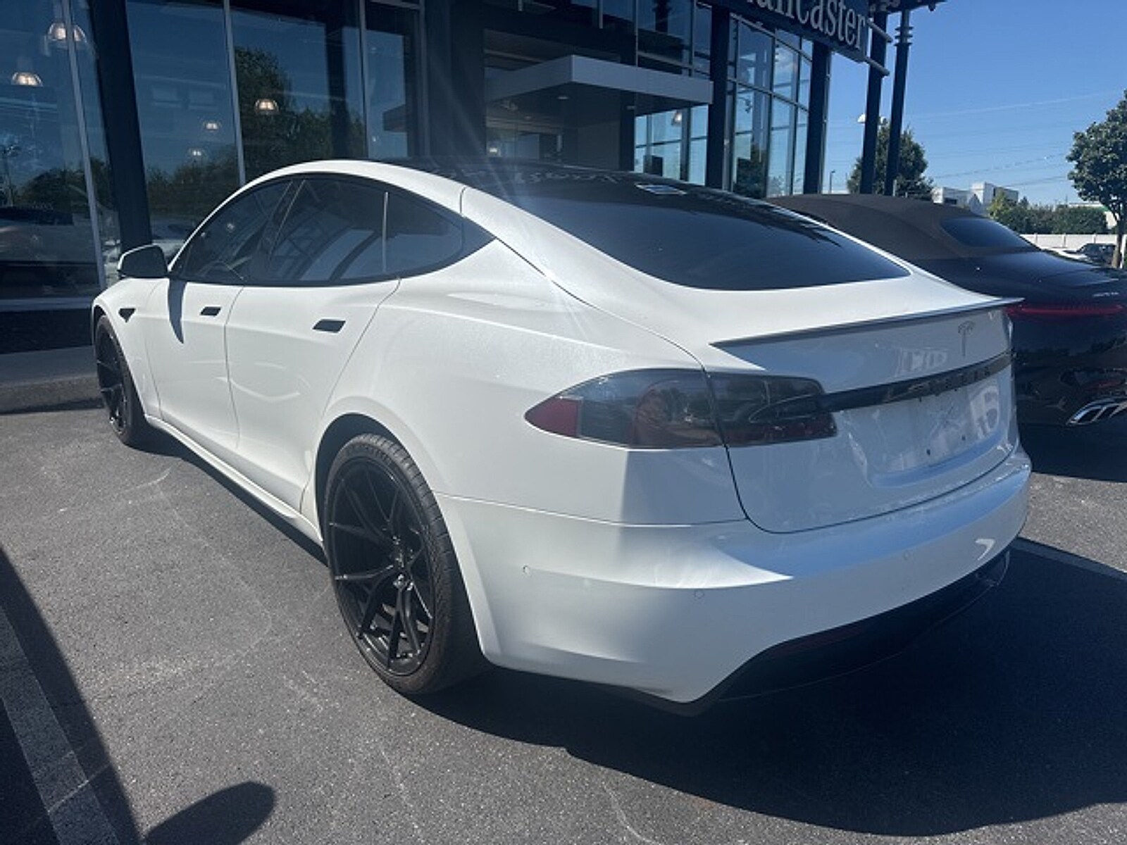 2021 Tesla Model S Plaid photo 2