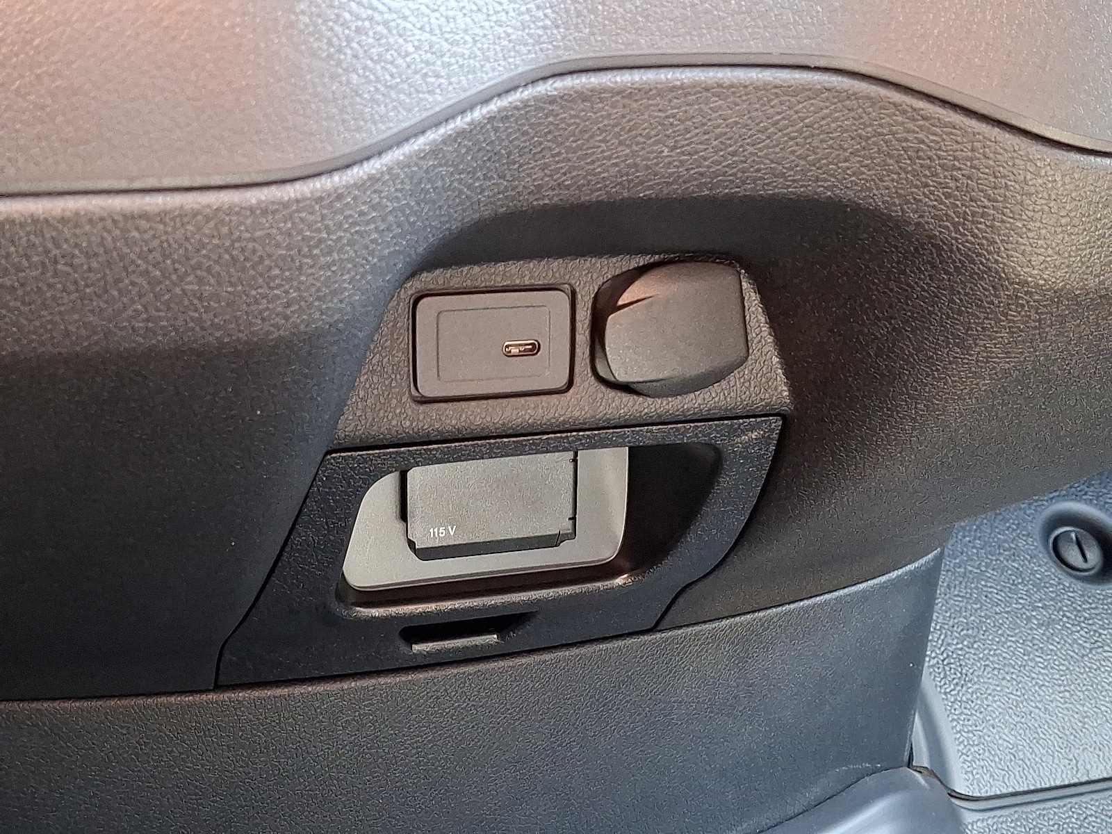 2024 Mercedes-Benz Sprinter Crew Van Base - Photo 24