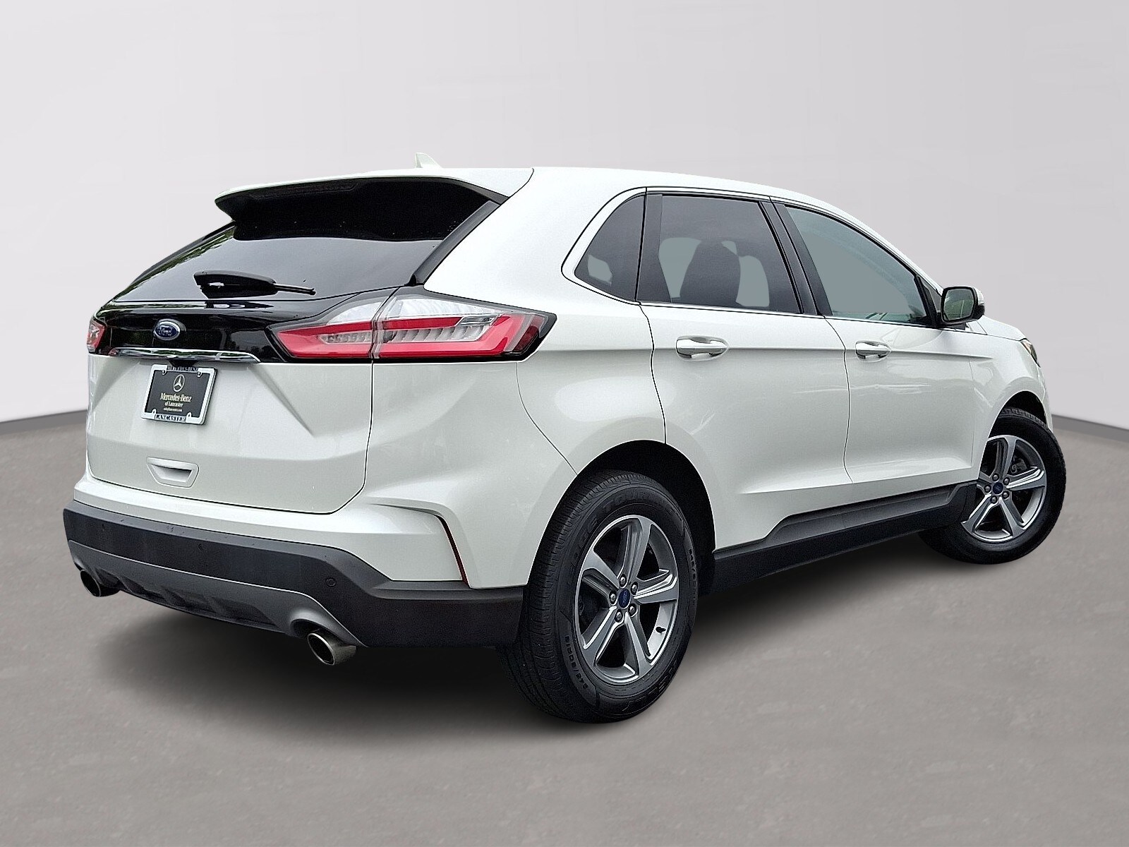 2020 Ford Edge SEL photo 4