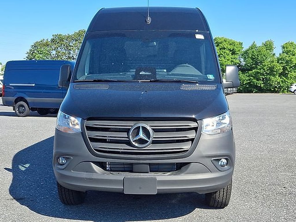 New 2026 Mercedes-Benz Sprinter 2500 Standard Roof 4-Cyl Diesel Van Cargo Van