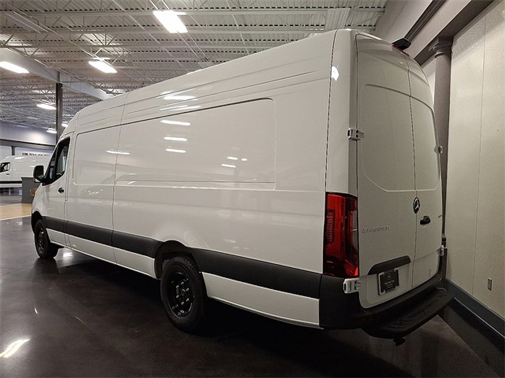 New 2025 Mercedes-Benz Sprinter 3500 High Roof 4-Cyl Diesel HO Van Extended Cargo Van