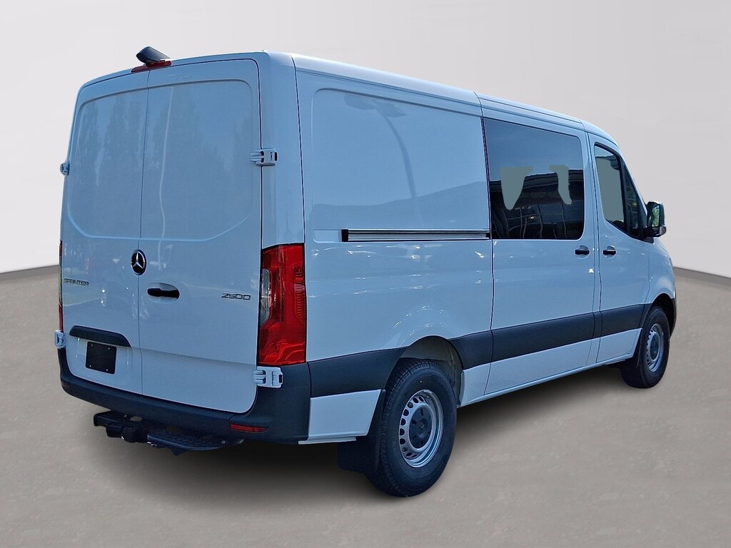 New 2025 Mercedes-Benz Sprinter 2500 Standard Roof 4-Cyl Diesel Van Crew Van