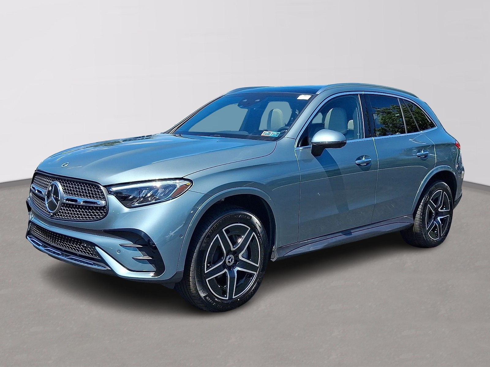 2026 Mercedes-Benz GLC