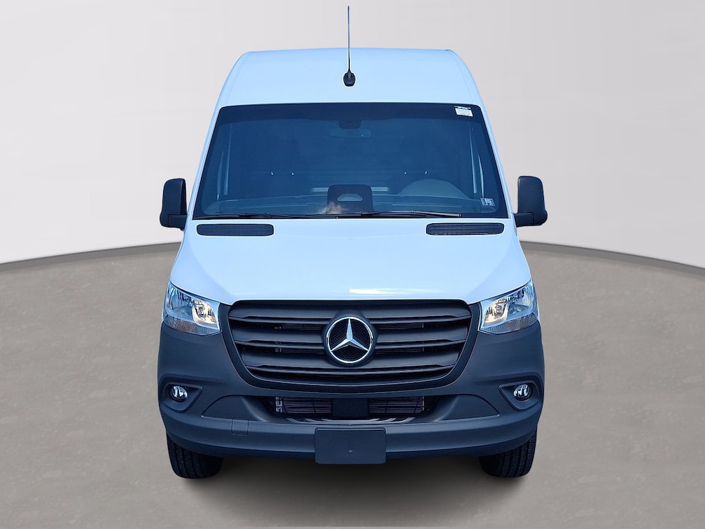 New 2025 Mercedes-Benz Sprinter 2500 Standard Roof 4-Cyl Diesel Van Cargo Van