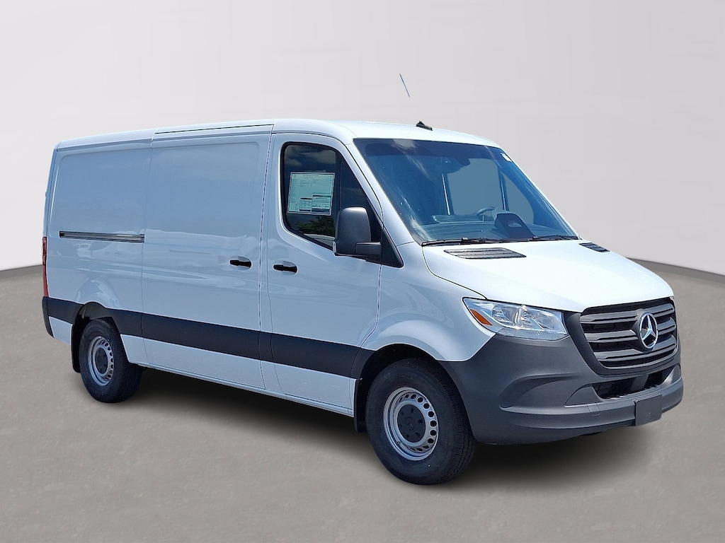 New 2025 Mercedes-Benz Sprinter 2500 Standard Roof 4-Cyl Diesel Van Cargo Van