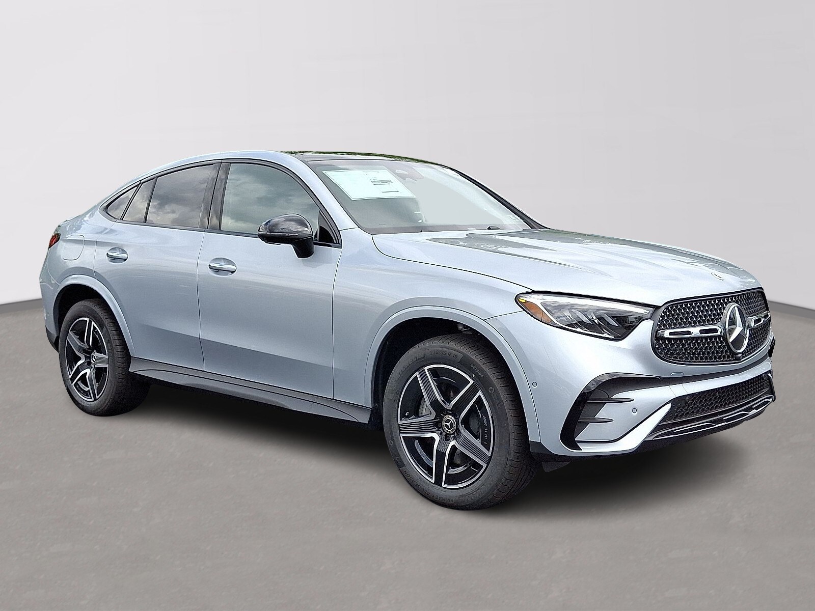 2025 Mercedes Benz GLC 300 4MATIC Coupe photo 3