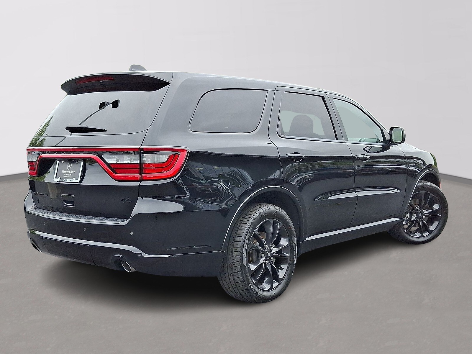 2022 Dodge Durango R/T photo 2