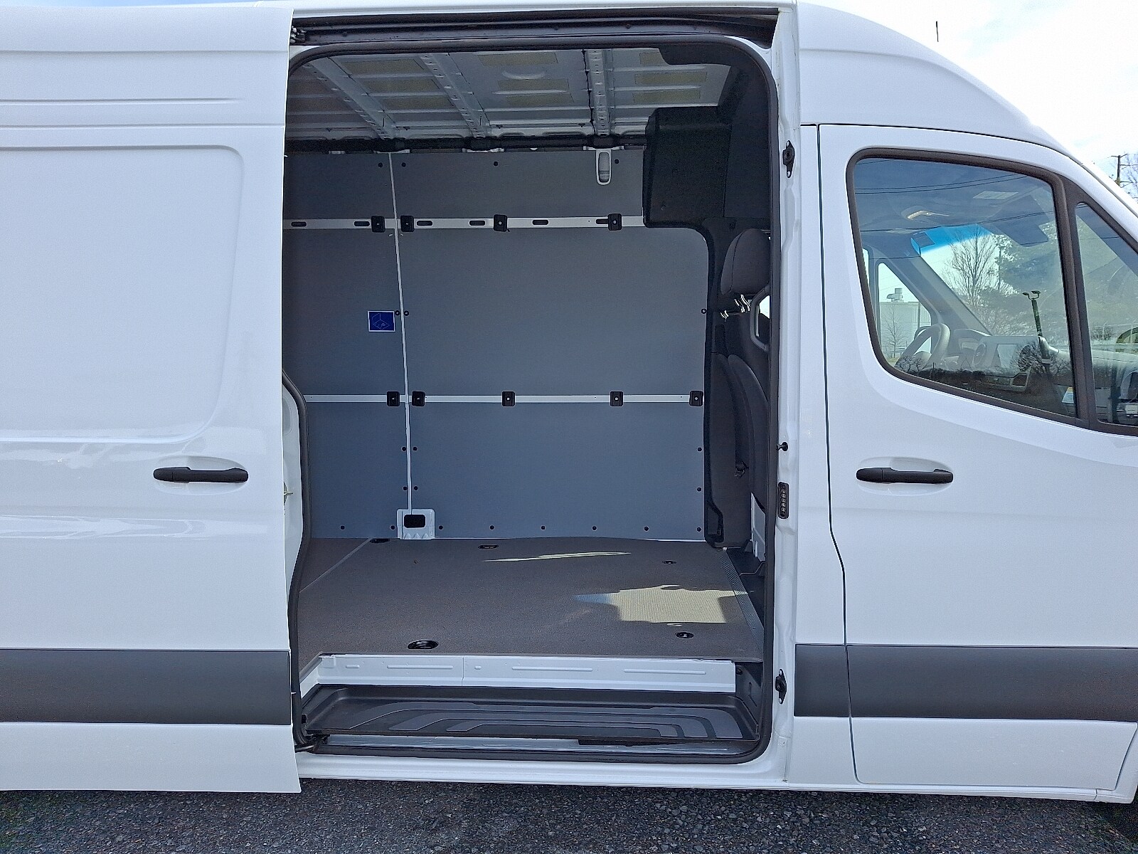 2024 Mercedes-Benz Sprinter Cargo Van Base - Photo 9