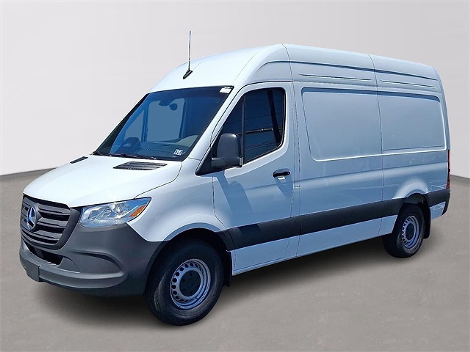 2025 Mercedes-Benz Sprinter Cargo Van Base's photo