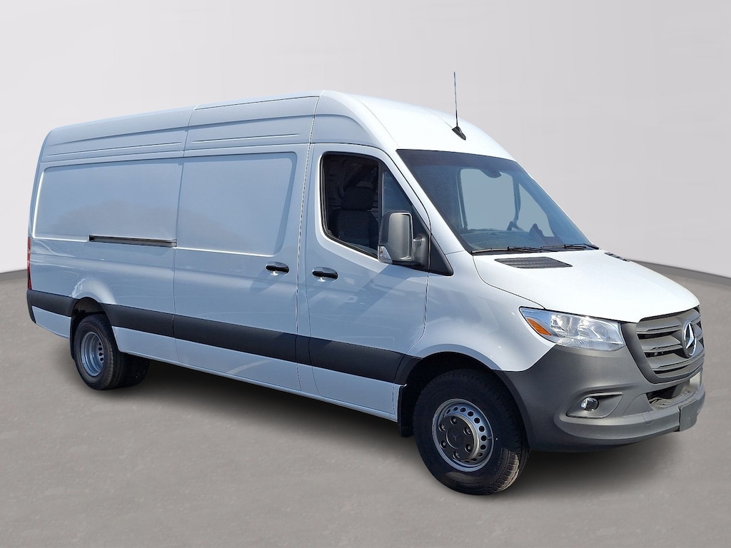 New 2025 Mercedes-Benz Sprinter 4500 High Roof 4-Cyl Diesel HO Van Cargo Van