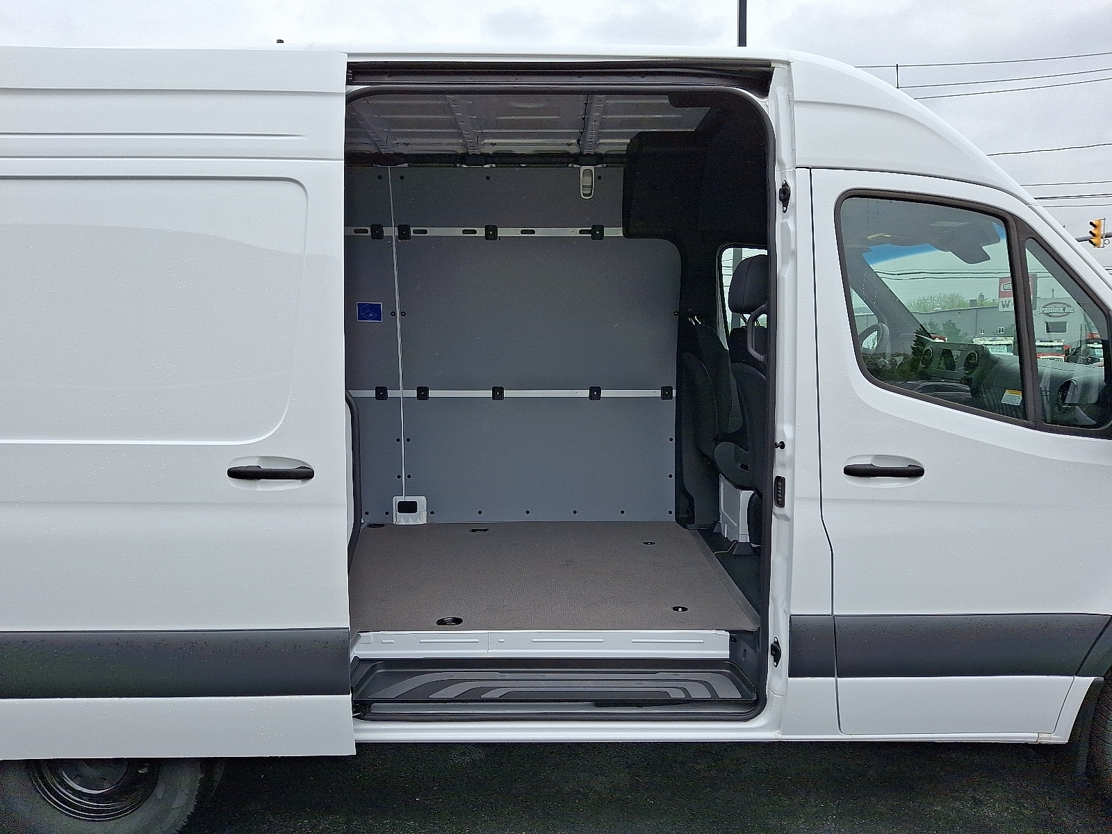 2024 Mercedes-Benz Sprinter Cargo Van Base - Photo 8
