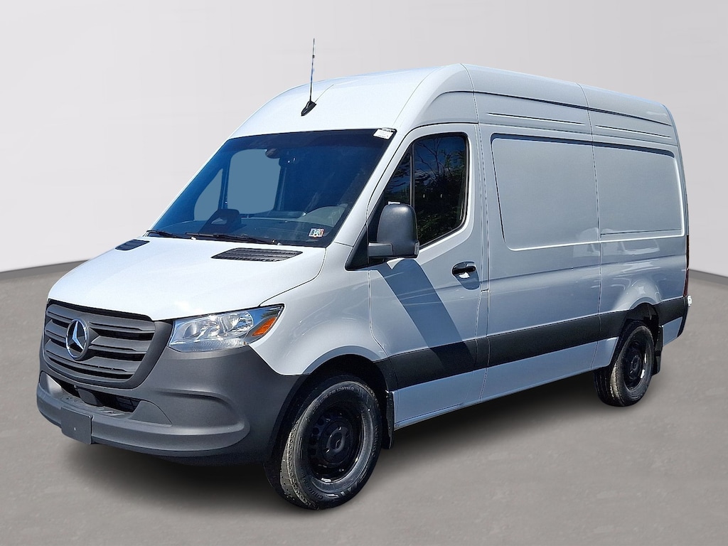New 2025 Mercedes-Benz Sprinter 2500 Standard Roof 4-Cyl Diesel Van Cargo Van
