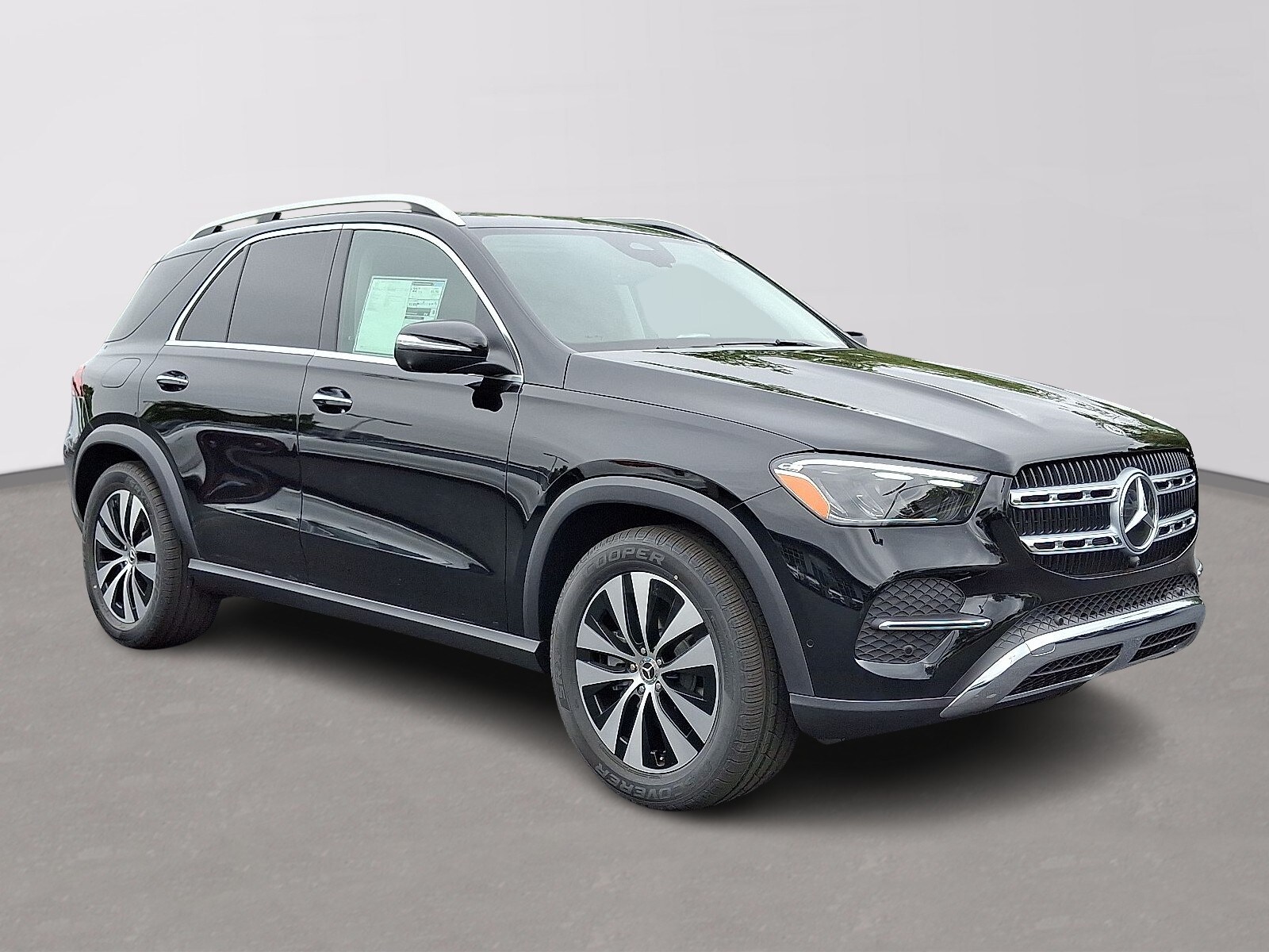 2026 Mercedes Benz GLE 350 4MATIC photo 3