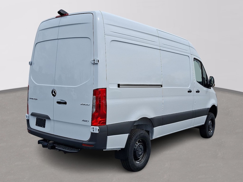 New 2025 Mercedes-Benz Sprinter 2500 Standard Roof 4-Cyl Diesel HO Van Cargo Van