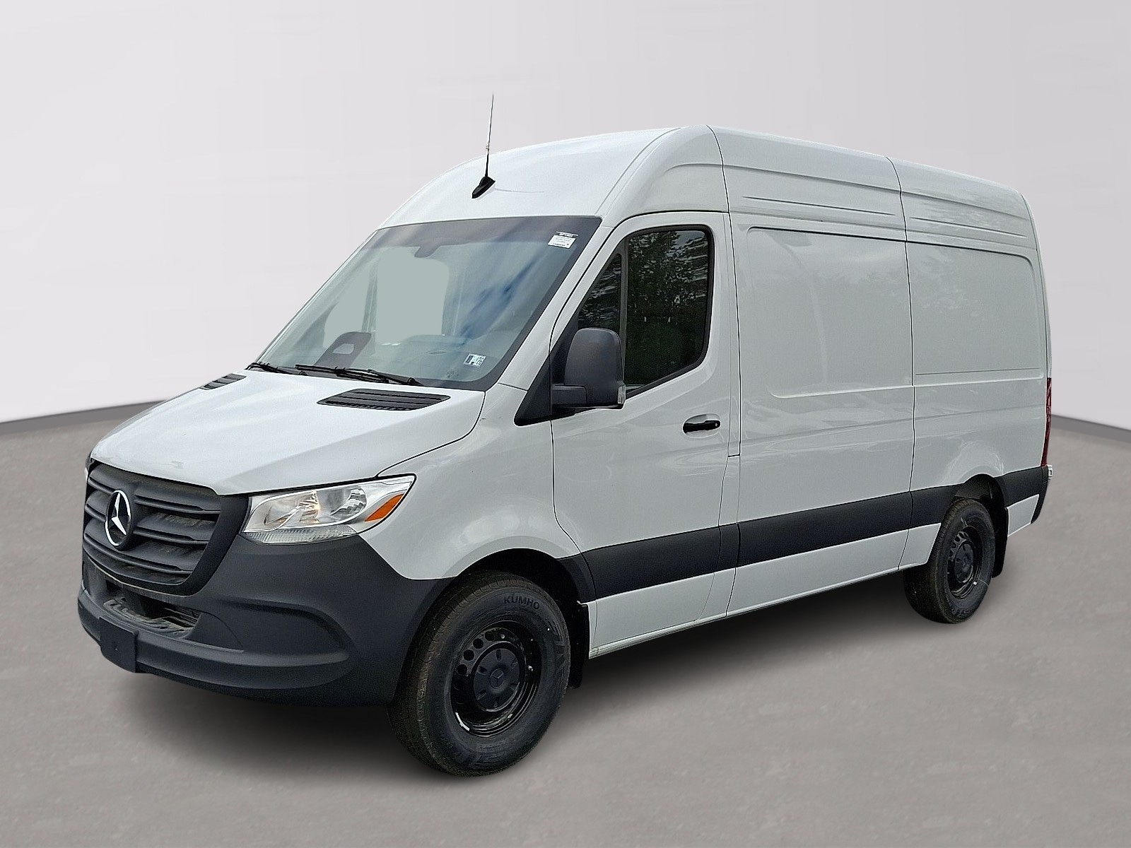 2025 Mercedes-Benz Sprinter Cargo Van Base's photo