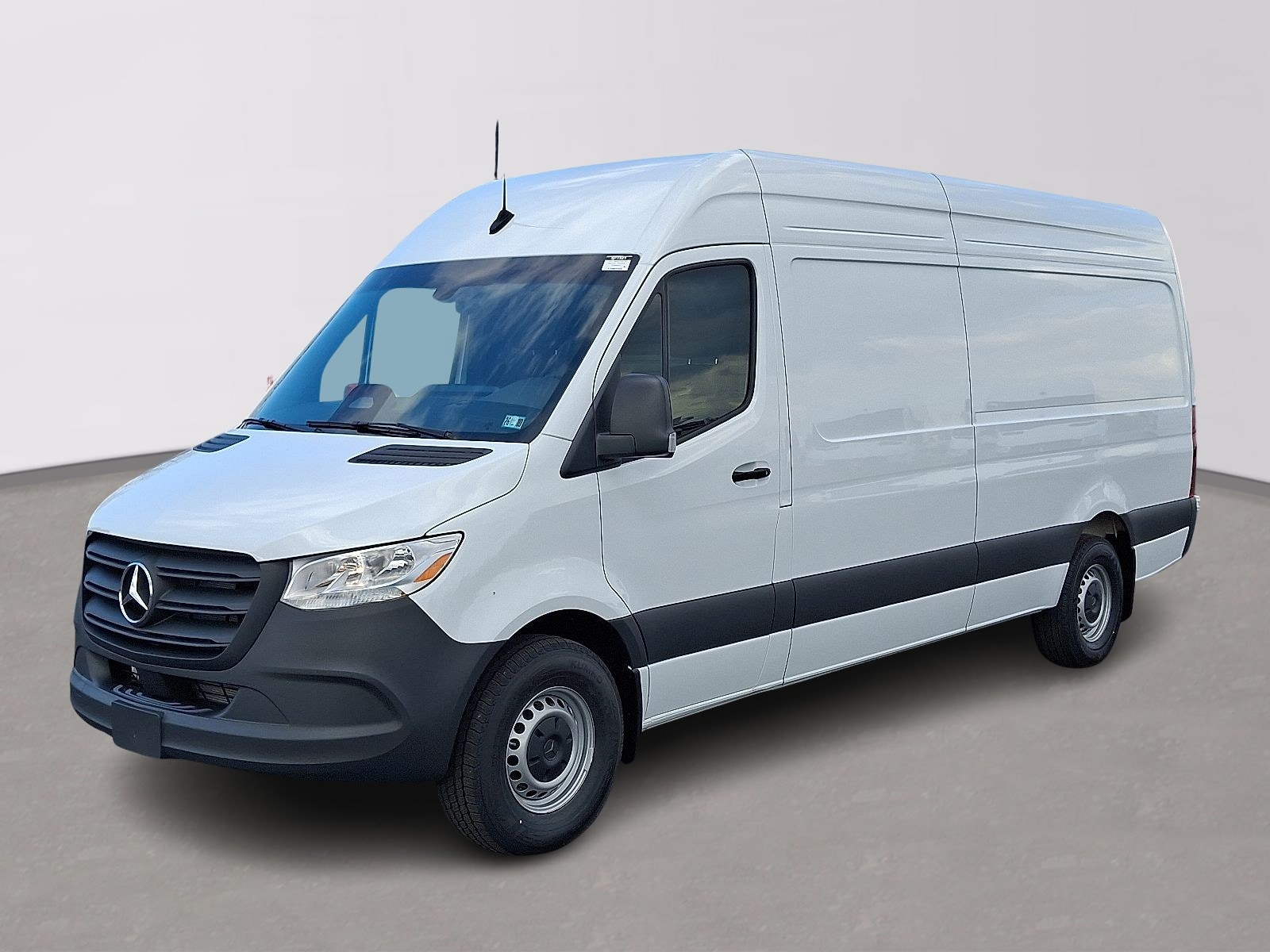 2026 Mercedes-Benz Sprinter Cargo Van Base's photo