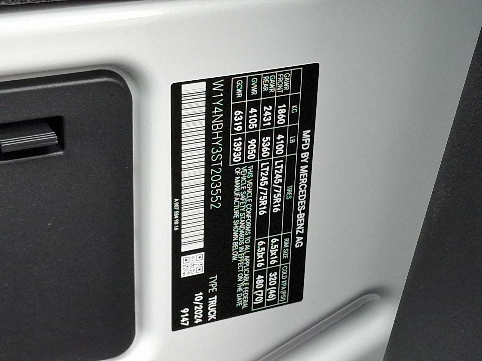 2025 Mercedes-Benz Sprinter Cargo Van Base - Photo 28