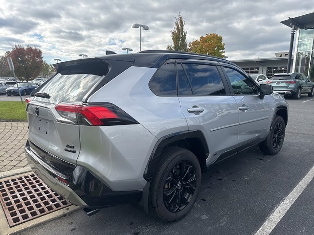 Used 2024 Toyota RAV4 Hybrid XSE SUV