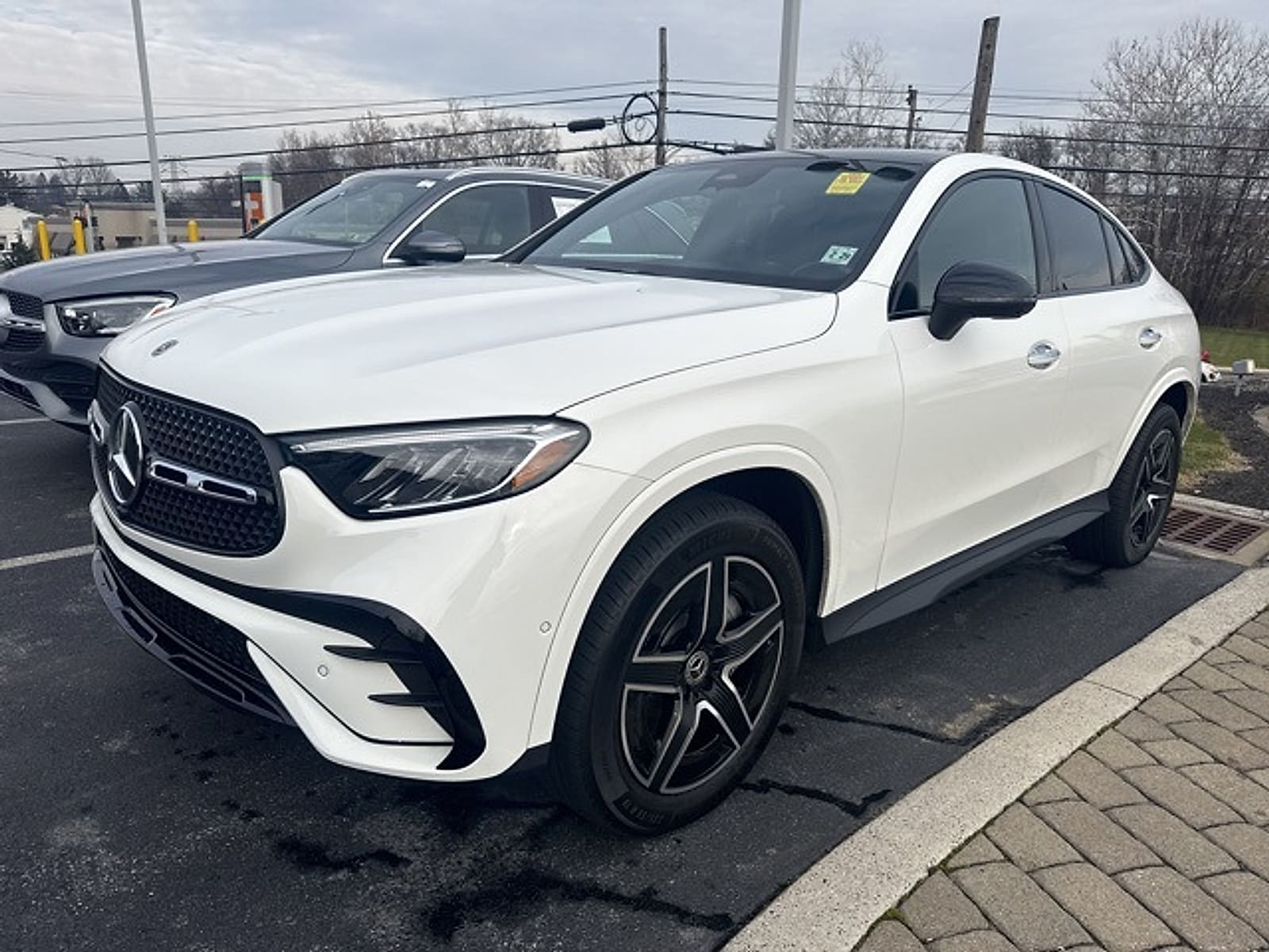 2024 Mercedes-Benz GLC Coupe GLC300's photo