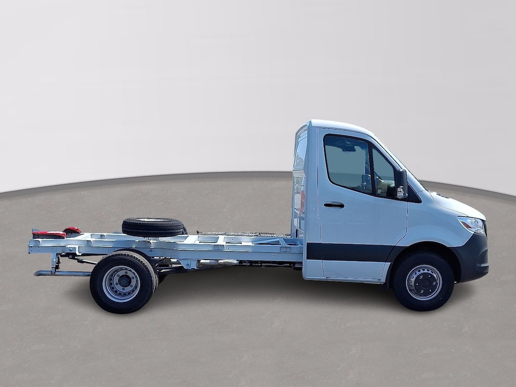 New 2024 Mercedes-Benz Sprinter 4500 Chassis Standard Roof 4-Cyl Diesel HO Truck