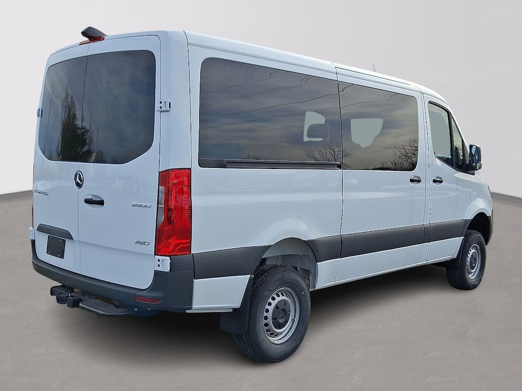 New 2025 Mercedes-Benz Sprinter 2500 Standard Roof 4-Cyl Diesel HO Van Cargo Van