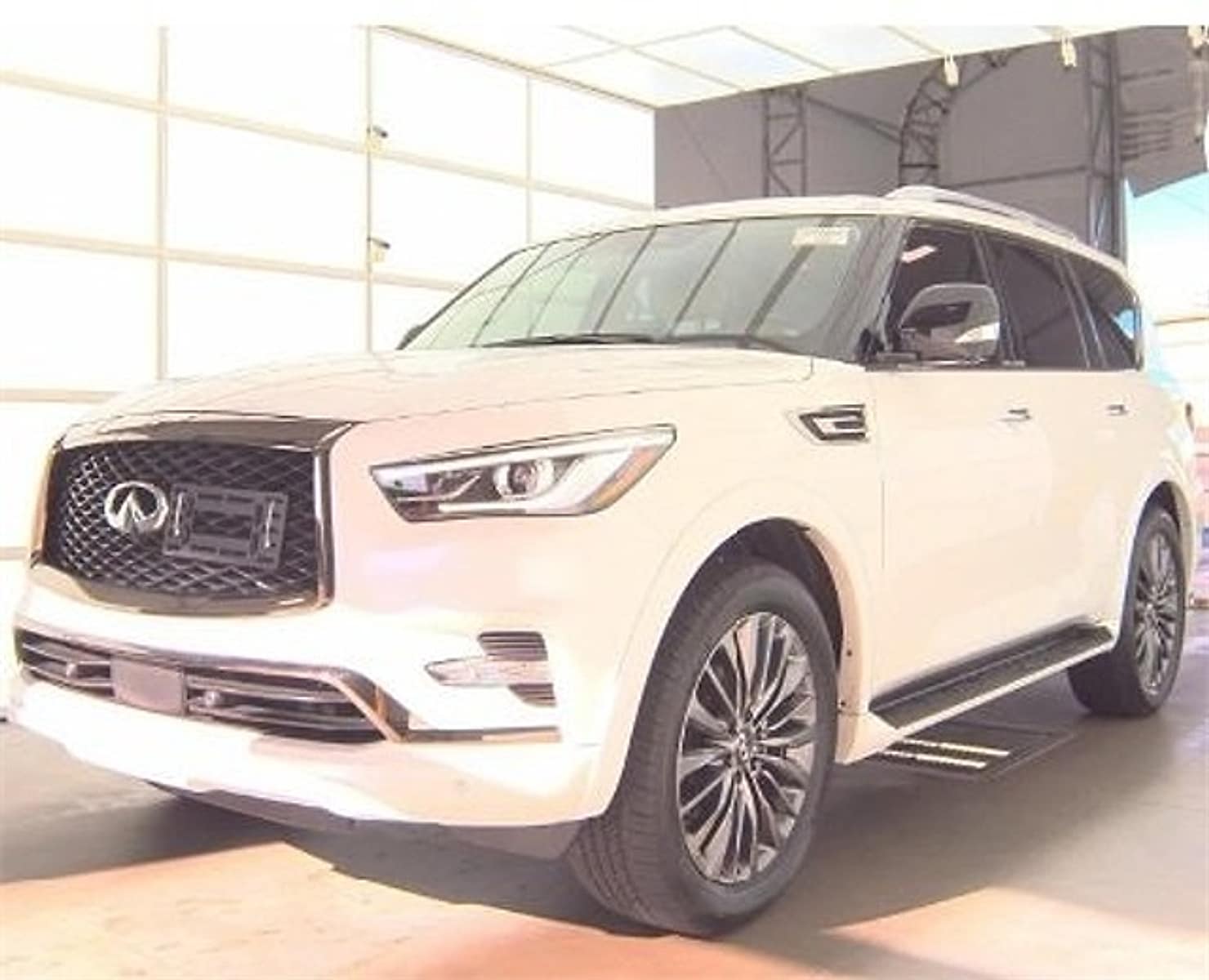 2024 INFINITI QX80 PREMIUM SELECT 4WD's photo