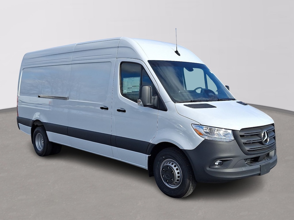 New 2025 Mercedes-Benz Sprinter 4500 High Roof 4-Cyl Diesel HO Van Cargo Van