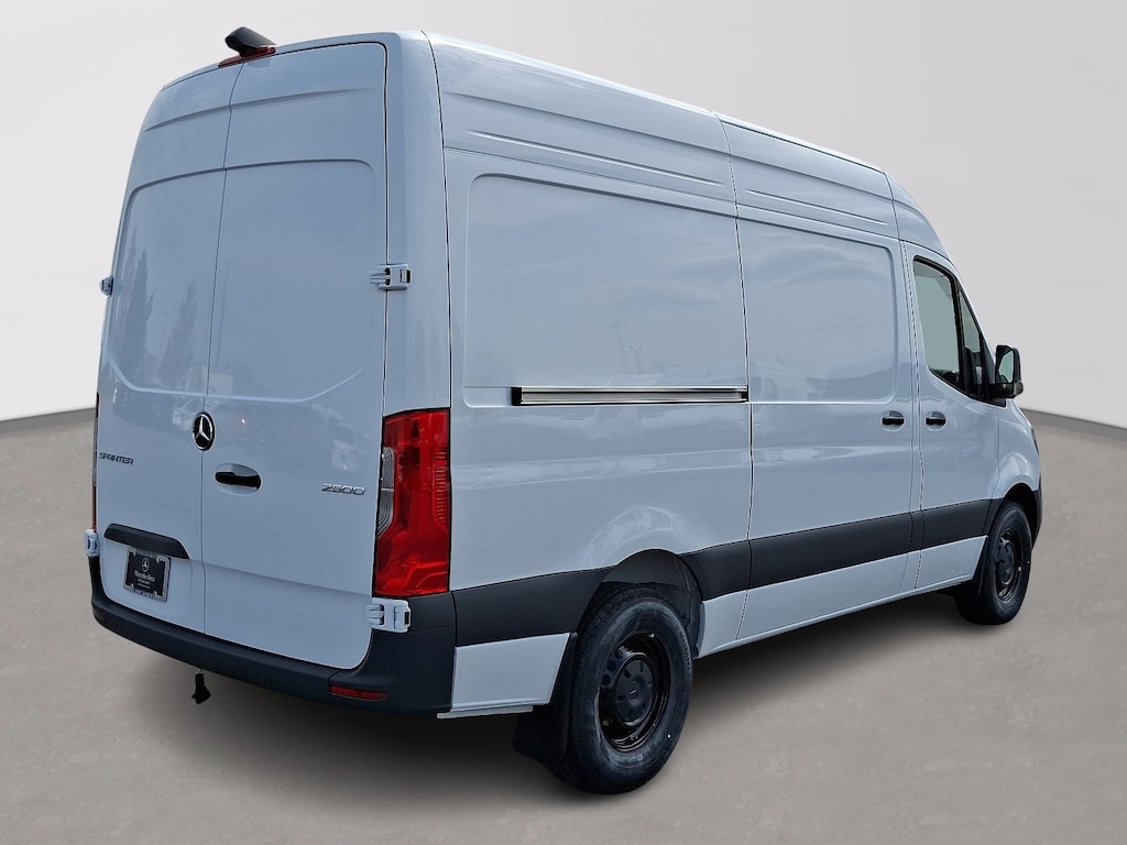 New 2025 Mercedes-Benz Sprinter 2500 Standard Roof 4-Cyl Diesel Van Cargo Van