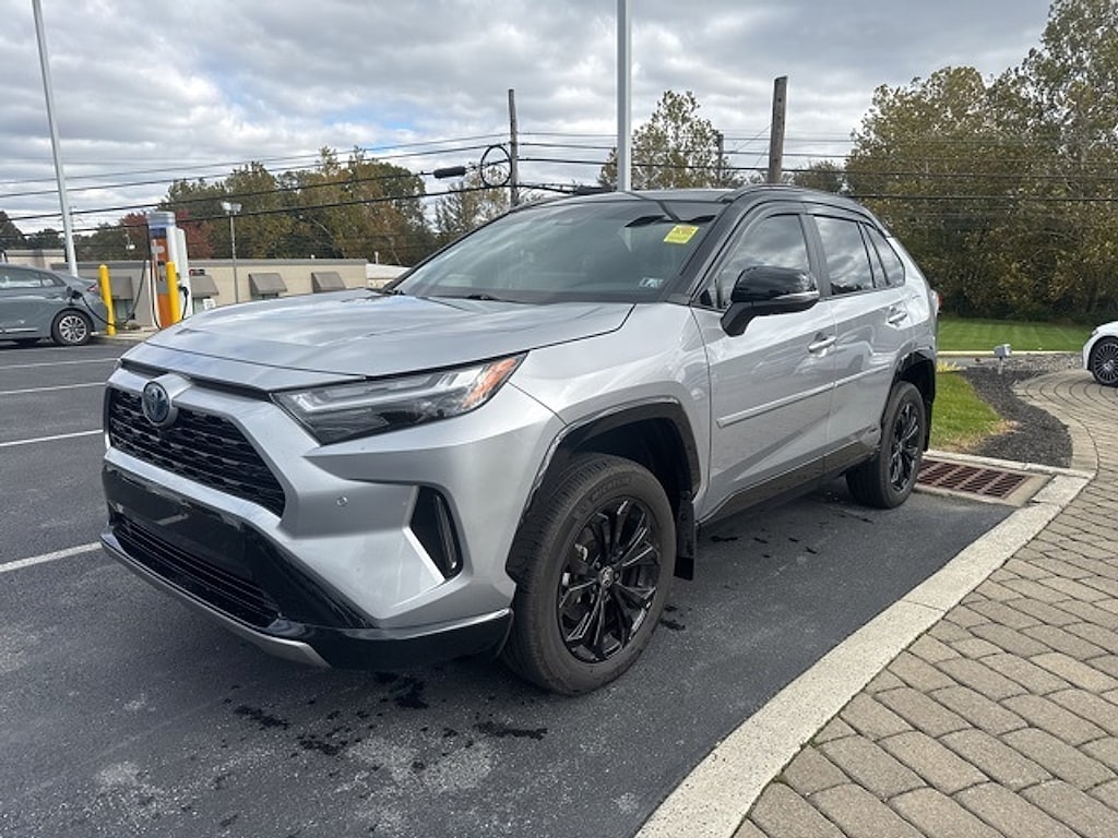 Used 2024 Toyota RAV4 Hybrid XSE SUV