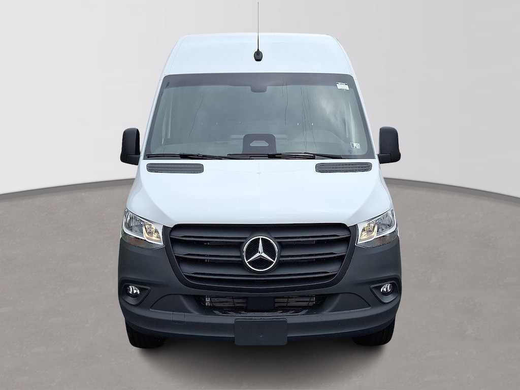 New 2025 Mercedes-Benz Sprinter 2500 Standard Roof 4-Cyl Diesel Van Cargo Van