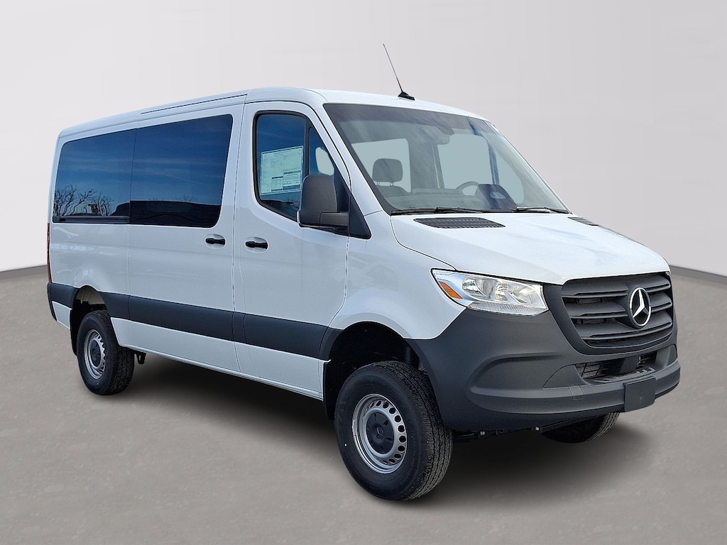 New 2025 Mercedes-Benz Sprinter 2500 Standard Roof 4-Cyl Diesel HO Van Cargo Van