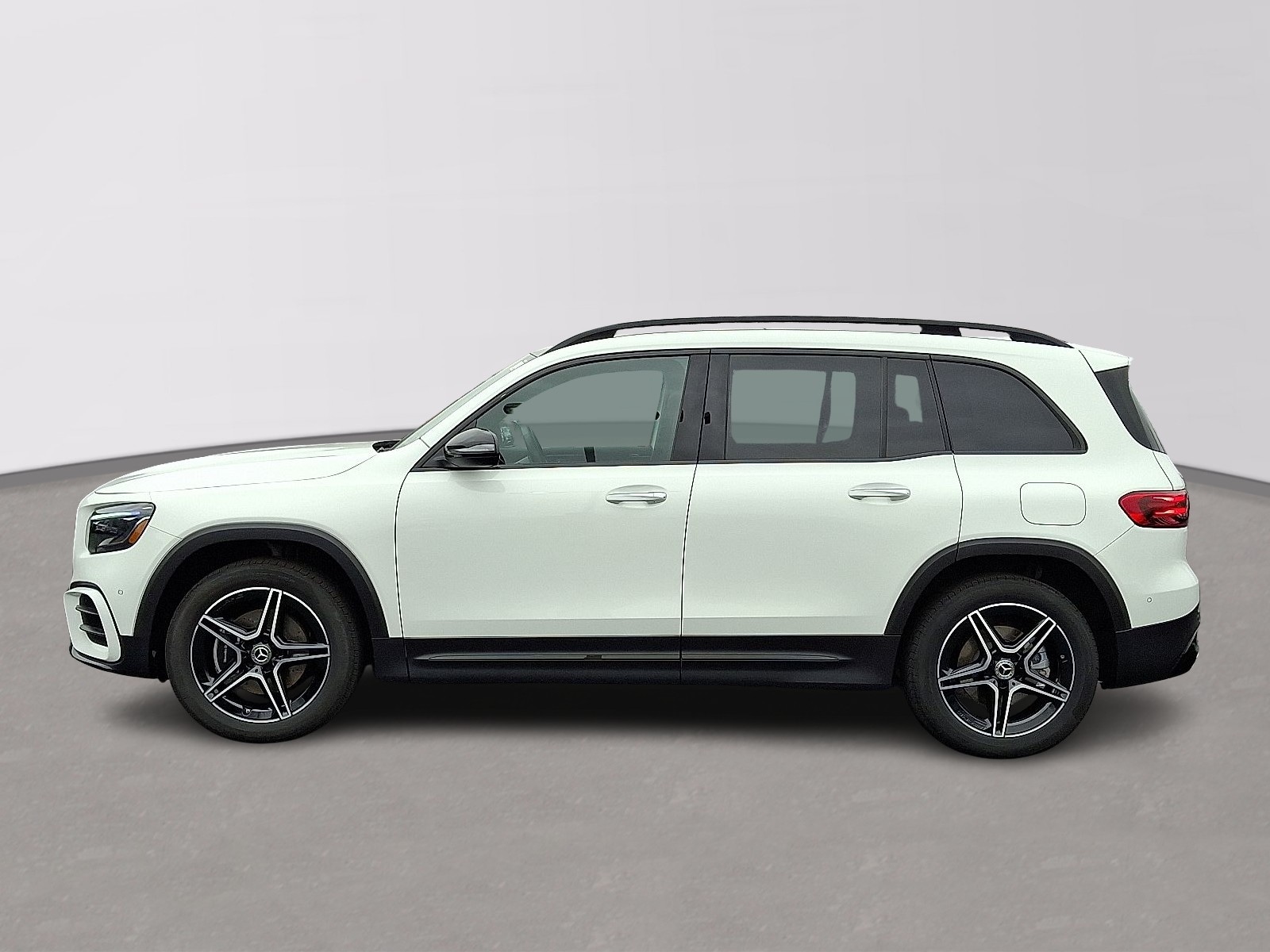 2025 Mercedes-Benz GLB Base - Photo 7