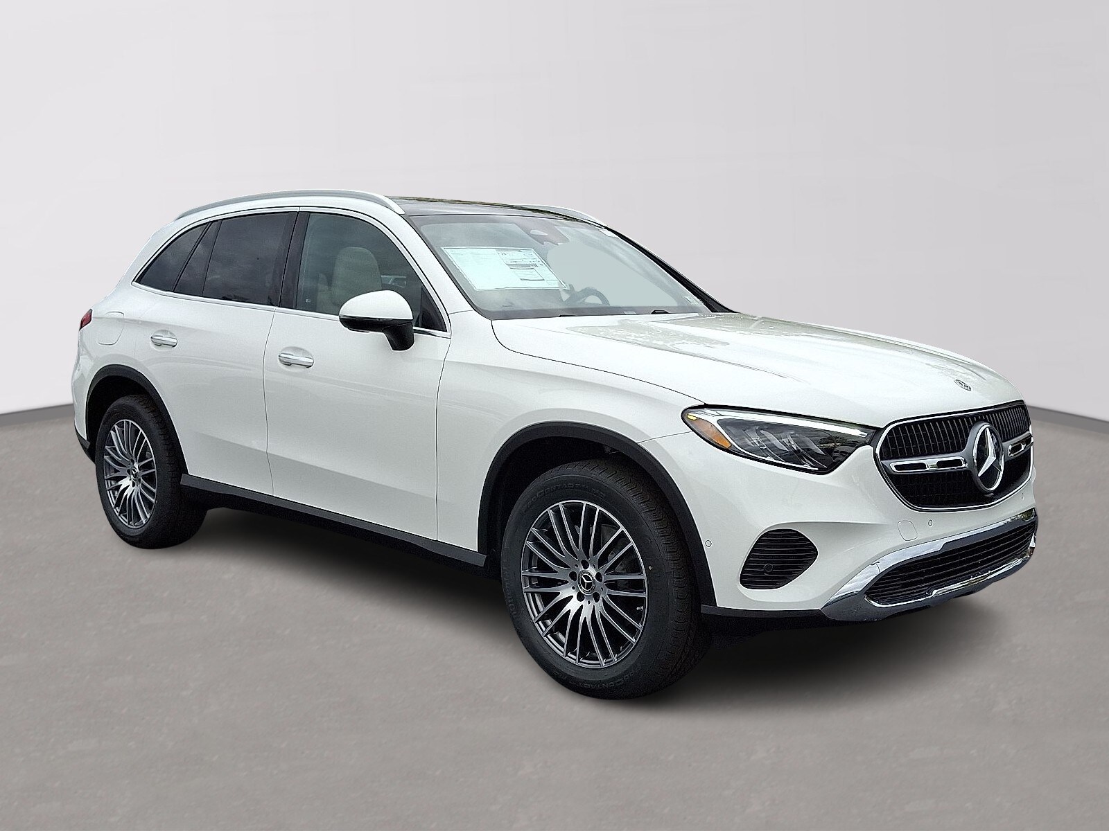 2026 Mercedes Benz GLC 300 4MATIC photo 2